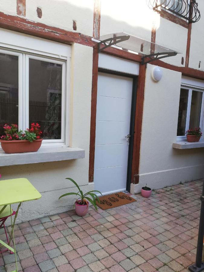 Ferienwohnung Zahra dor Plombieres-les-Dijon Exterior foto